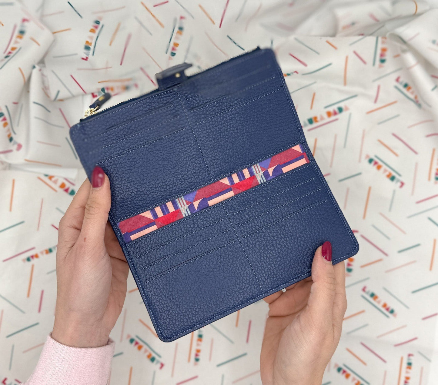 Portafoglio TILDA pelle blu gitano e stampa House of the Sun + Star Box ✨