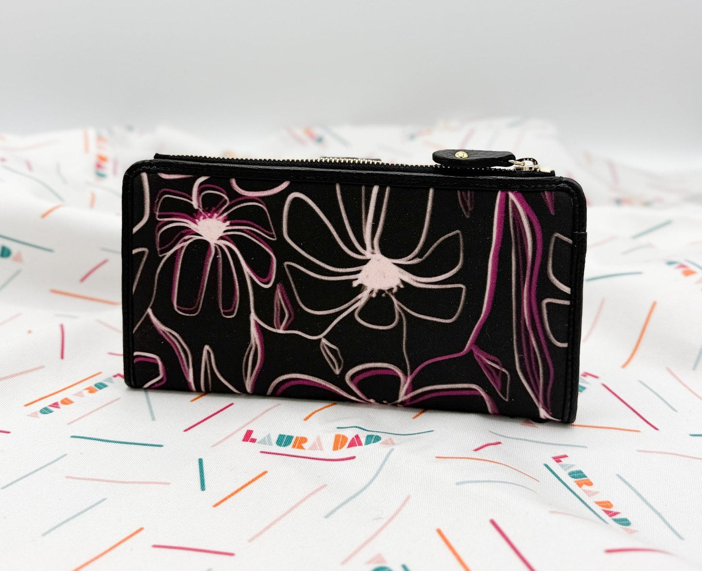 Portafoglio TILDA pelle nera e stampa Light Bloom + Star Box ✨