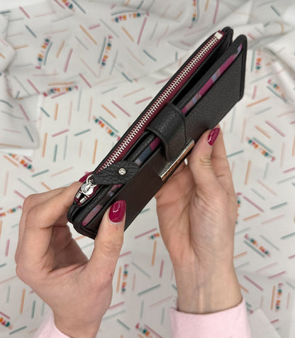 Portafoglio TILDA pelle nera e stampa Brush + Star Box ✨