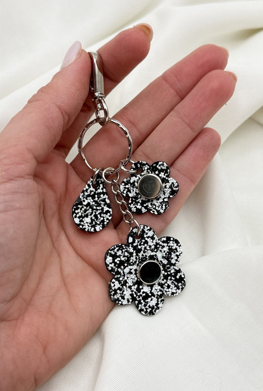 TWIGGY stardust ✨ glitter black&white