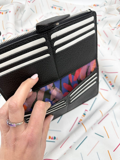 Portafoglio TILDA pelle nera e stampa Ombre + Star Box